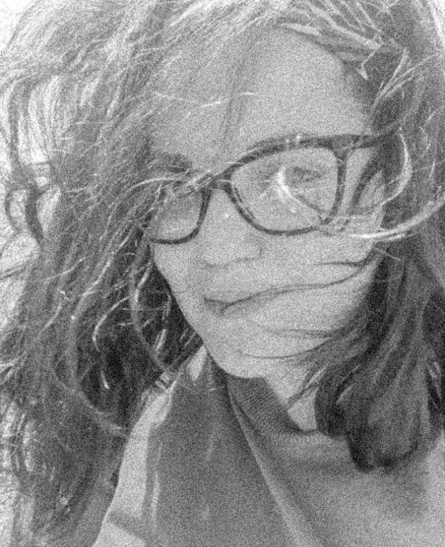 Mira Oyetoro Professional Photo
